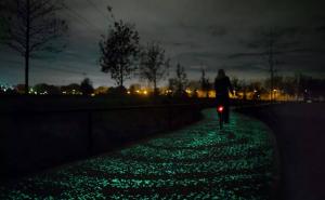 夜晚道路图片 第2张