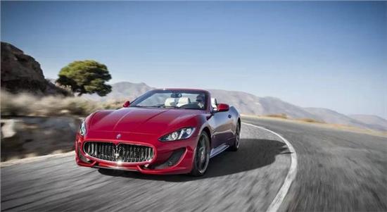 红色玛莎拉蒂跑车图片 第6张