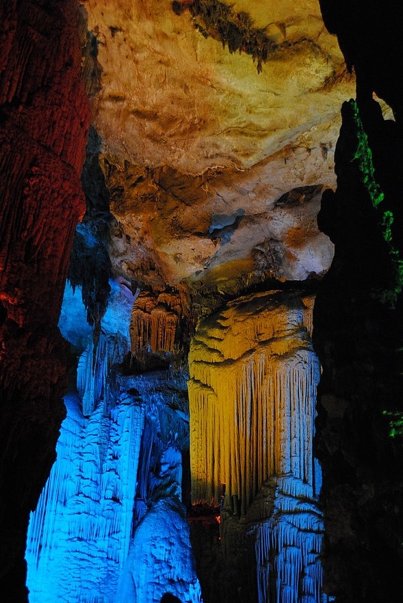 桂林溶洞图片 第1张