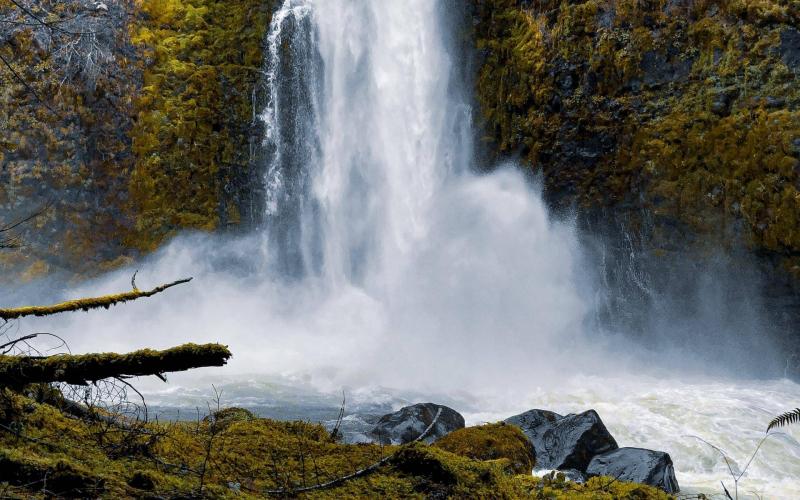 最美瀑布风景图片 第2张