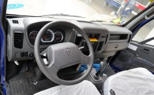 大货车内饰图片 第3张