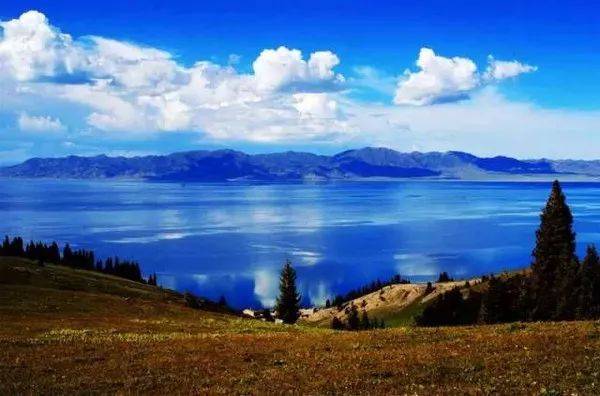 风景优美湖泊图片 第14张