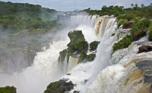 壮观瀑布美景图片 第5张