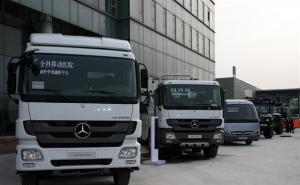 奔驰货车图片 第2张