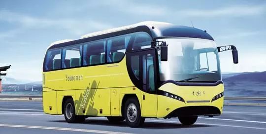 青年客车图片 第1张