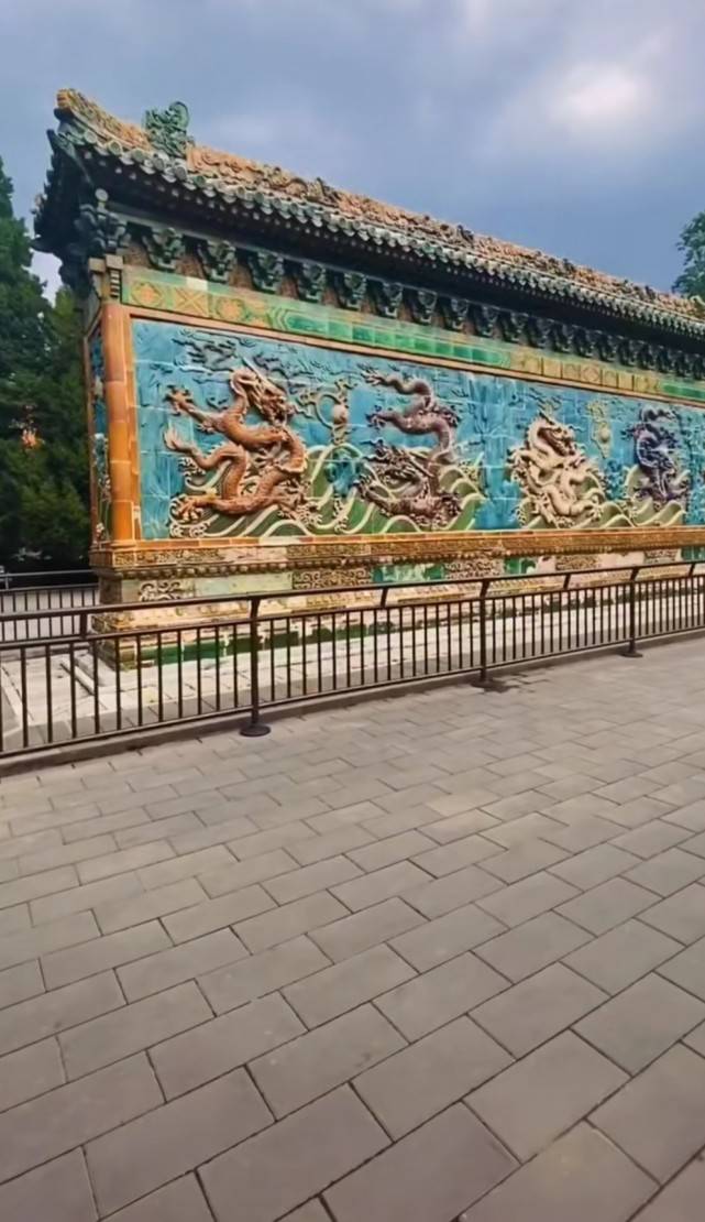 北海公园九龙壁图片 第4张