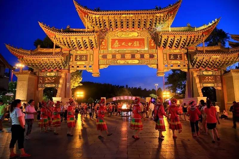 彝族特色建筑图片 第7张