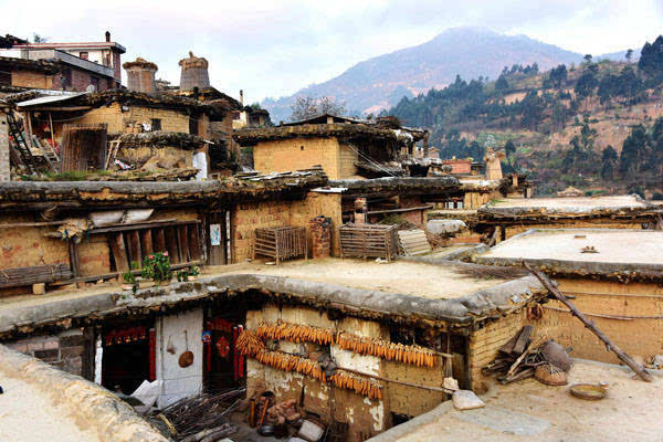 彝族特色建筑图片 第6张