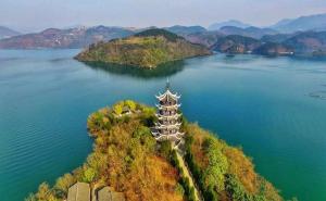 最美湖泊图片 第15张