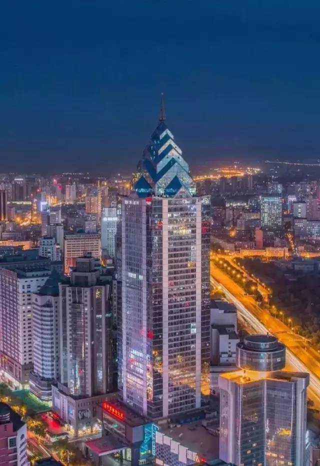 乌鲁木齐标志性建筑图片 第2张