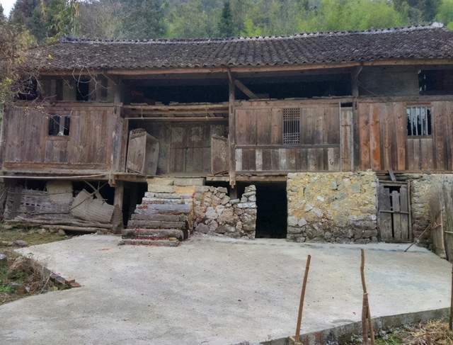 布依族建筑图片 第5张