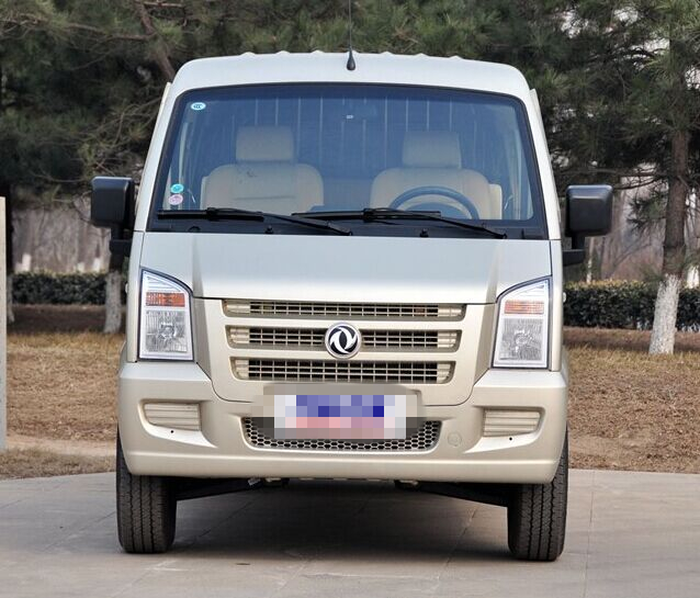 面包车东风小康C35图片 第1张