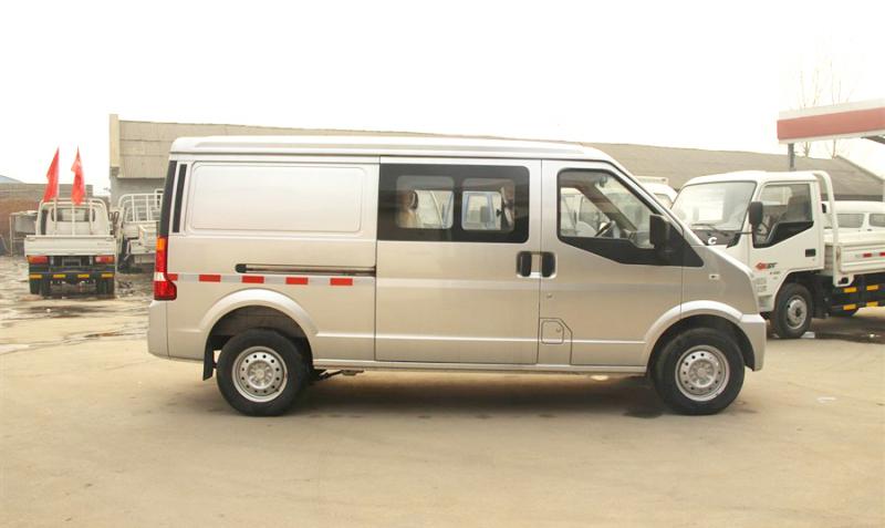 面包车东风小康C35图片 第3张