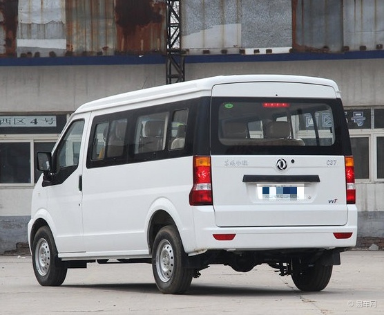 面包车东风小康C37图片 第8张