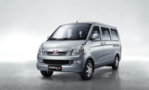 面包车五菱荣光图片 第6张