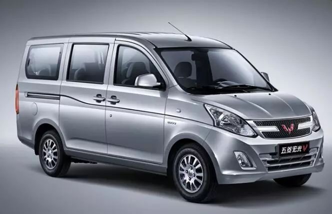 面包车五菱宏光V图片 第2张