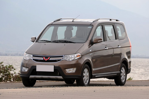 面包车五菱宏光S图片 第2张