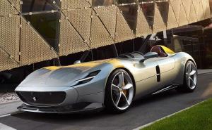 跑车Monza SP1图片