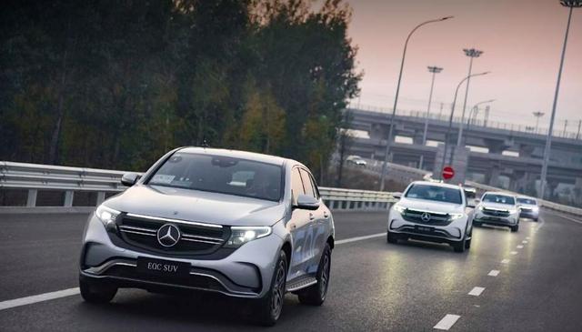 SUV奔驰EQC(海外)图片 第3张