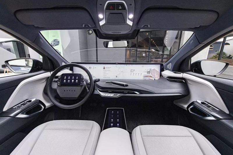 SUV拜腾M-Byte图片 第9张