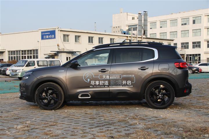 SUV天逸 C5 AIRCROSS 插电混动图片 第1张