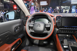 SUV天逸 C5 AIRCROSS 插电混动图片 第3张