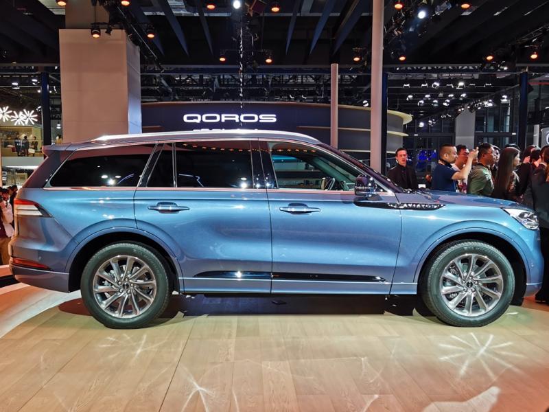 SUV飞行家 插电混动(进口)图片 第2张