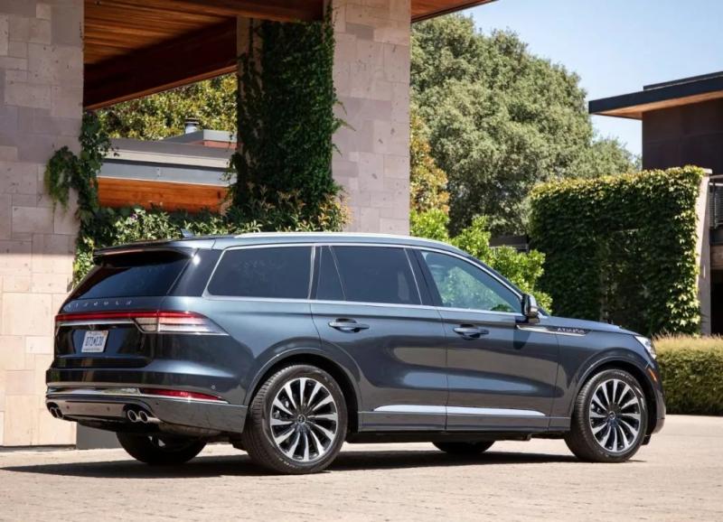 SUV飞行家 插电混动(进口)图片 第10张