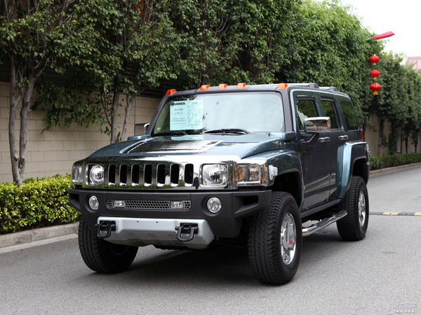 SUV悍马H3图片 第1张