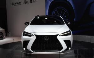 SUV雷克萨斯NX 插电混动图片 第8张