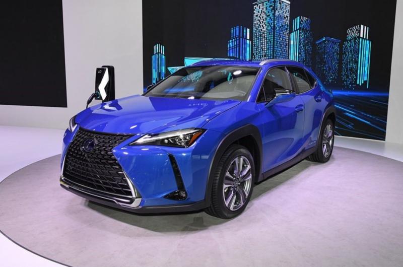 SUV雷克萨斯UX 纯电动图片 第3张