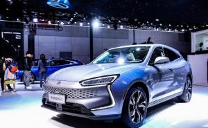 SUV赛力斯SF5图片 第2张