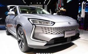SUV赛力斯SF5图片 第5张