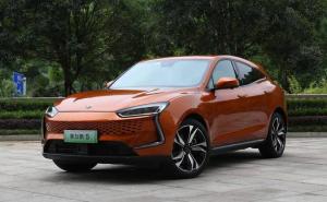 SUV赛力斯SF5图片 第6张