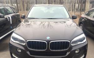 SUV宝马X5 插电混动(进口)图片 第2张