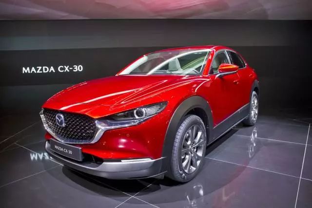 SUV马自达CX-30 EV图片 第4张