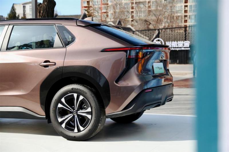 SUV一汽丰田bZ4X图片 第2张