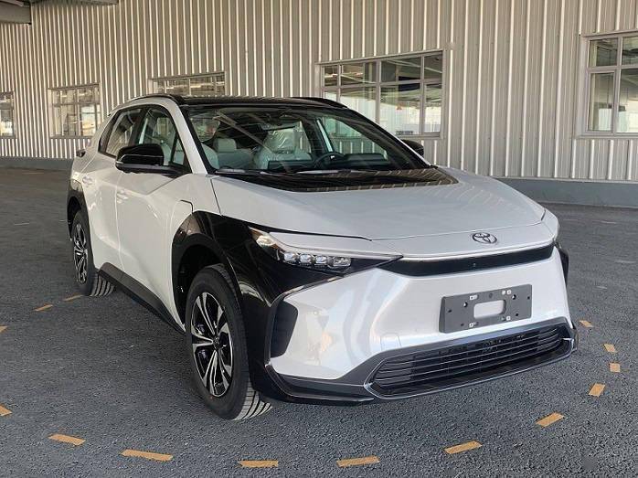 SUV一汽丰田bZ4X图片 第8张