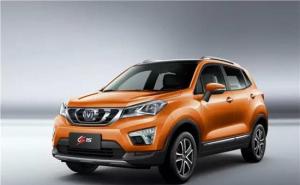 SUV长安CS15图片 第2张