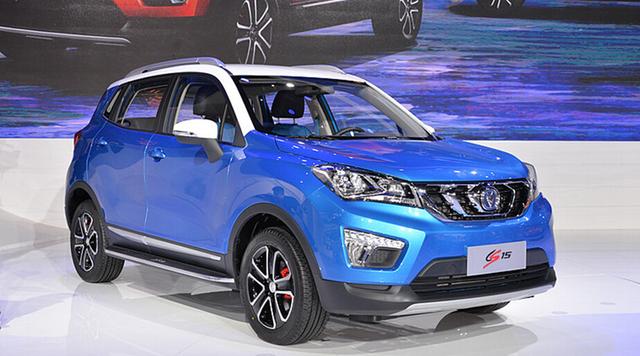 SUV长安CS15图片 第13张