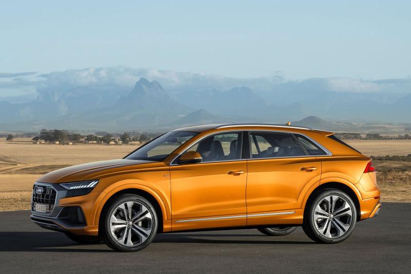 SUV奥迪Q8图片 第1张