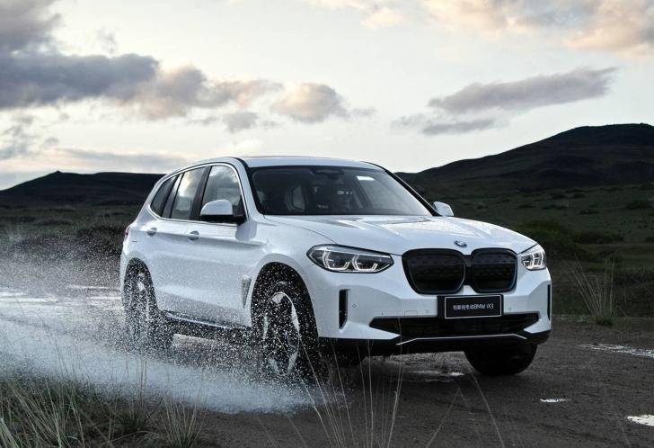 SUV宝马iX3图片 第4张