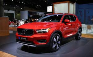 SUV沃尔沃XC40图片 第15张