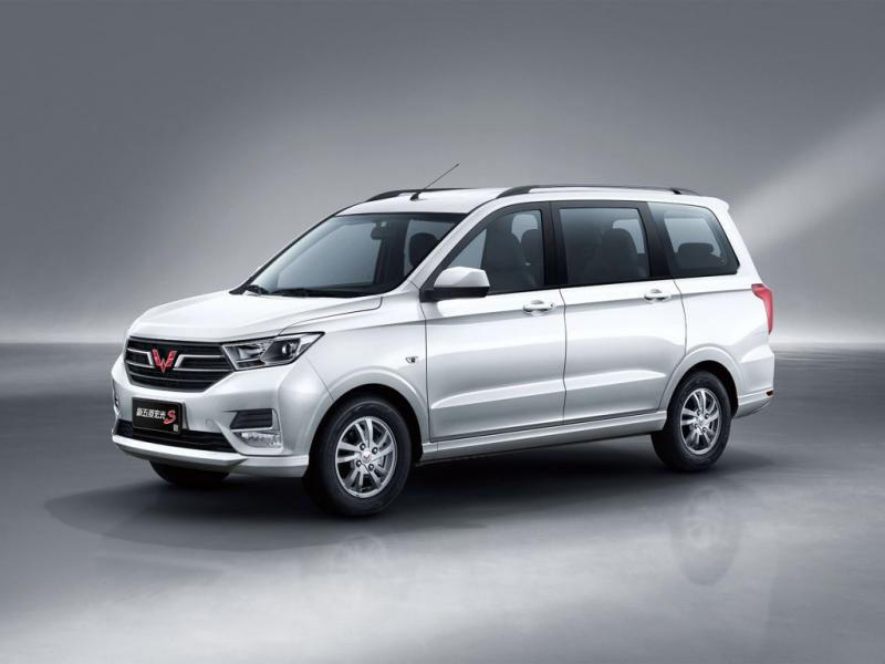 MPV五菱宏光PLUS图片 第3张