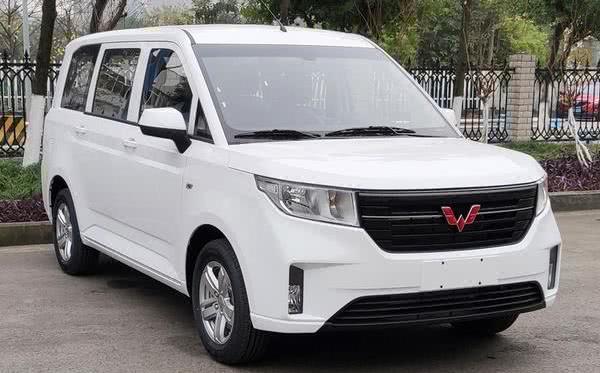 MPV五菱宏光PLUS图片 第7张