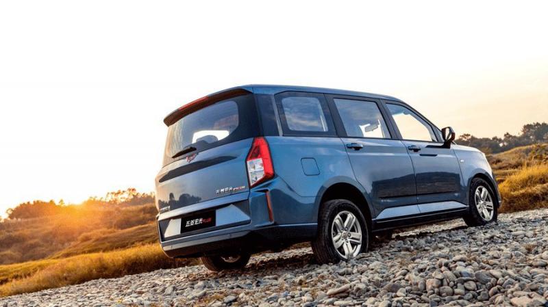 MPV五菱宏光PLUS图片 第10张