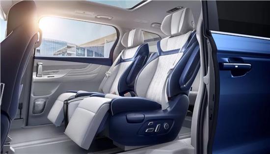 MPV荣威iMAX8图片 第2张