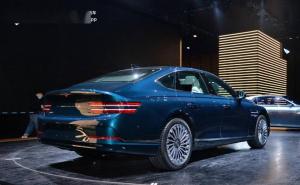 轿车捷尼赛思纯电G80图片 第2张