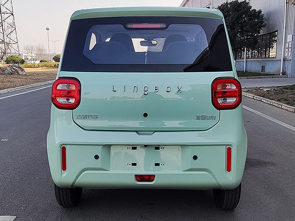 轿车凌宝UNI图片 第1张