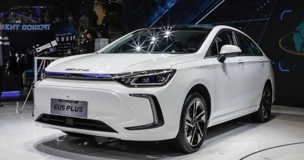 轿车北京EU5 PLUS图片 第3张